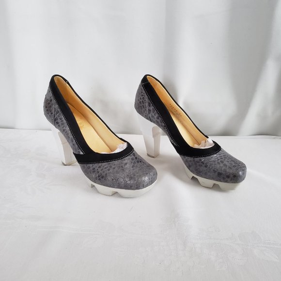 PROPHECY Designer modern geometrical heel. Snakeskin pattern leather. Platform. - Picture 7 of 15